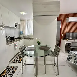 https://golden-point-2.portodegalinhashotels.com
