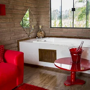 https://chale-e-resort-vale-dos-canyons.santa-catarina-brasil.com